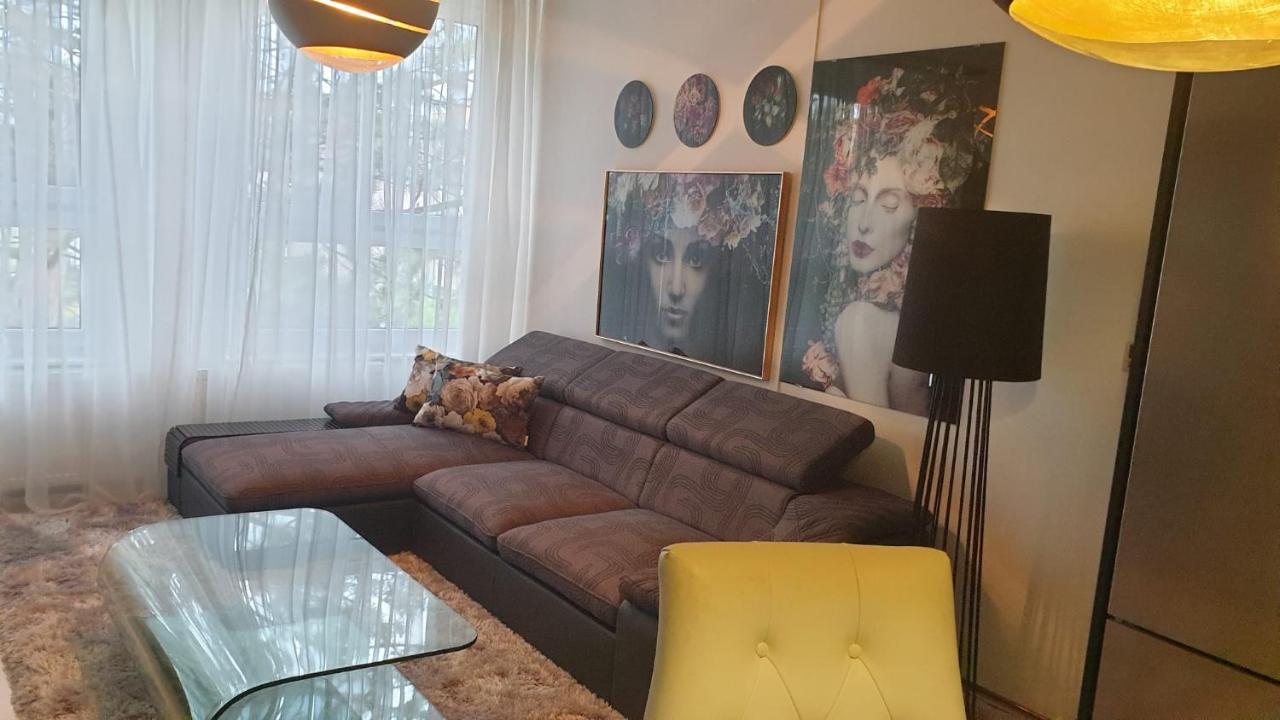 Kvetinovy Apartman A3B V Chomutove Exteriör bild