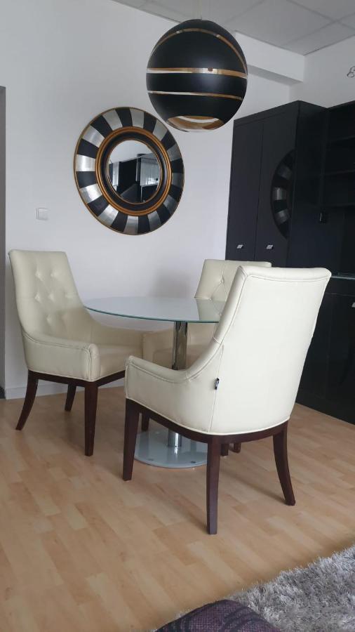 Kvetinovy Apartman A3B V Chomutove Exteriör bild